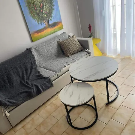 Апартаменты Minimal House